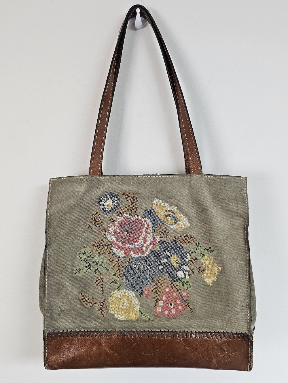 Patricia Nash Toscano Tote Bag Cross-Stitch Tapestry Collection Floral Shoulder